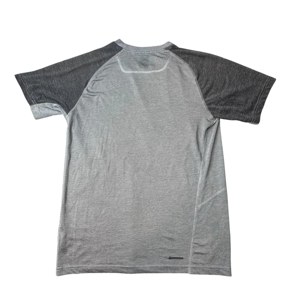 The North Face T-Shirt Mens S Gray Colorblock Raglan Performance Active Hiking